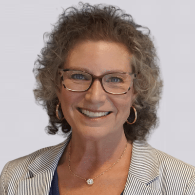 Leslie Davis
